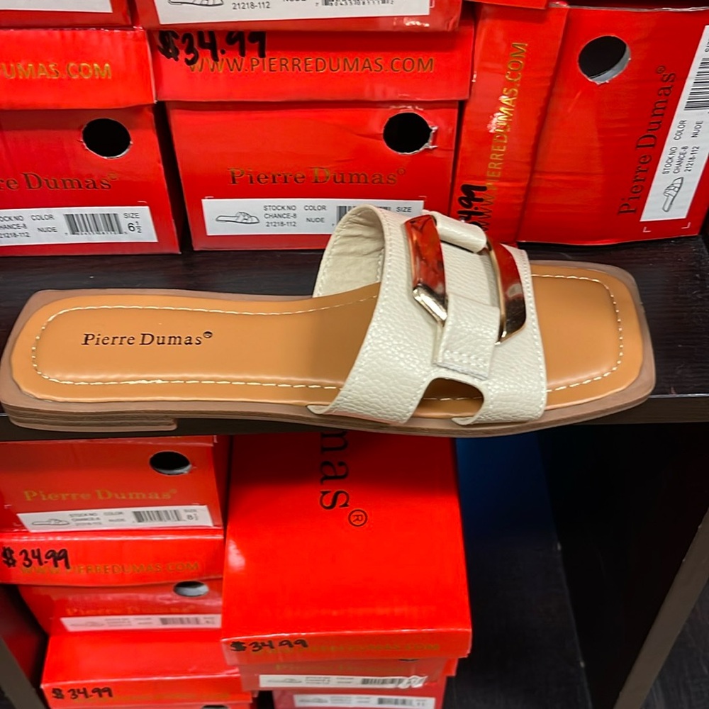 Pierre Dumas flat w comfort sole!